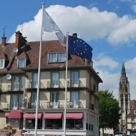 Hotel Logis & Restaurant - Le Normandie 2*