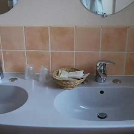 Hotel Le Normandie Caudebec-en-Caux