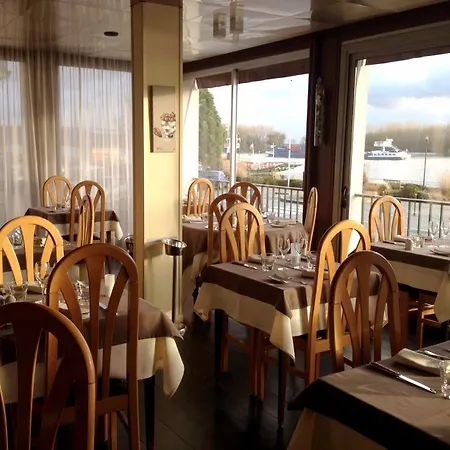 Hotel Le Normandie Caudebec-en-Caux