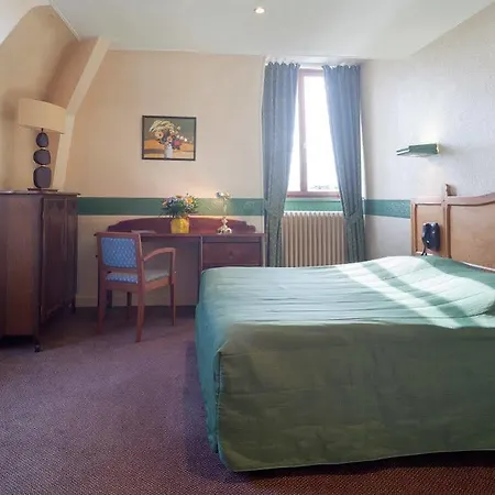 Hotel Le Normandie 2* Caudebec-en-Caux